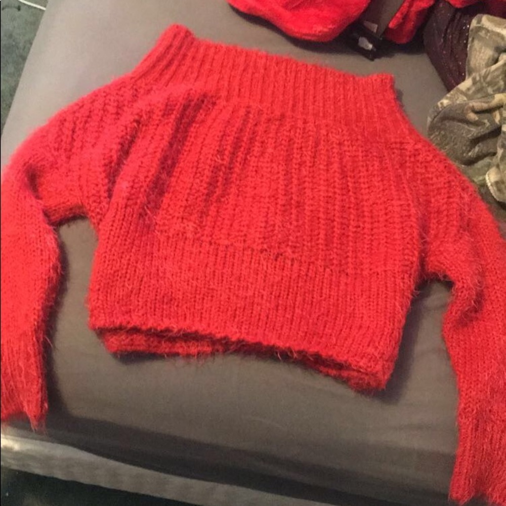 Honey bun medium sweater